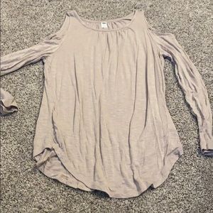 Cold shoulder long sleeve old navy shirt